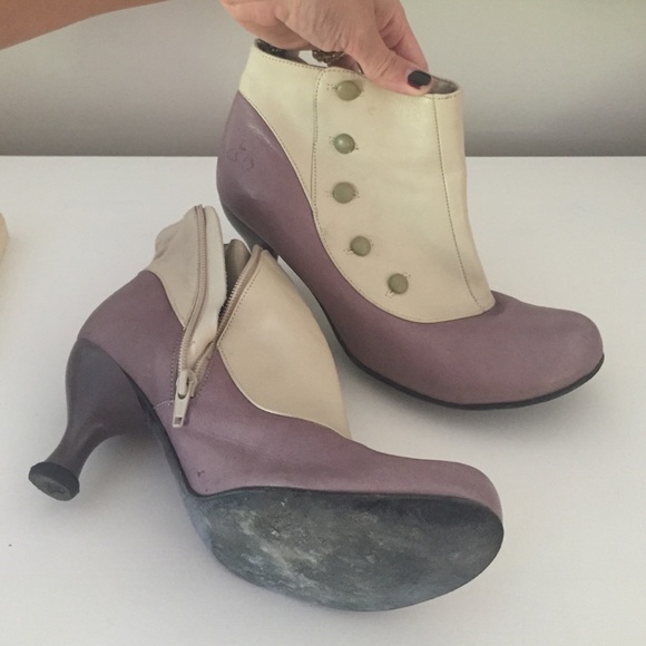 Johnny Fleuvog leather vintage style booties