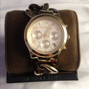 Michael Kors tortoiseshell watch