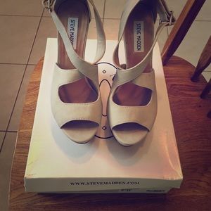 Steve Madden Wedges