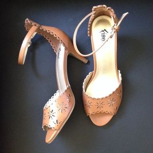 NEW Cutout Sandals