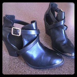 Rock Republic Ankle Boots