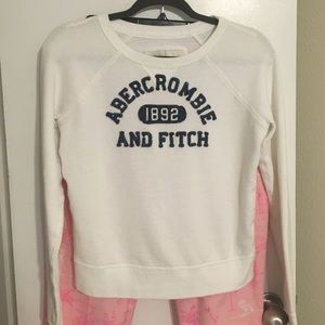 Abercrombie & Fitch sweater