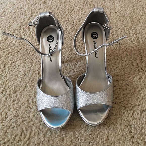 Sparkle/ glitter heels