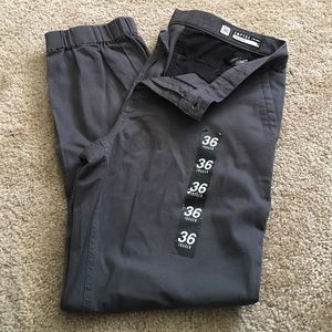 Men's Gray Joggers. Size 36