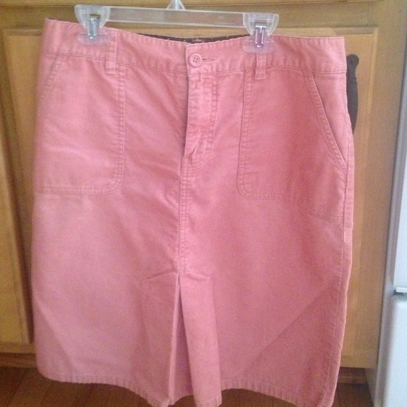 Corduroy skirt