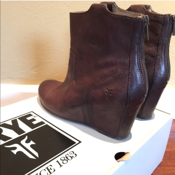 ❌SOLD   Frye Carson Wedge Ankle Bootie - Picture 2 of 4