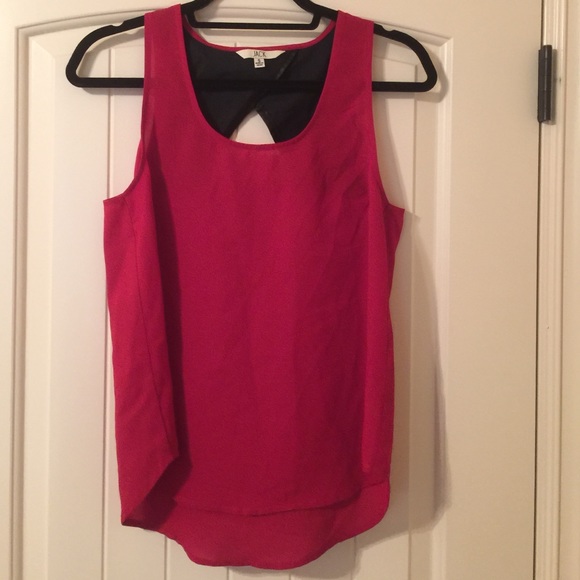 Tank top with leather detail