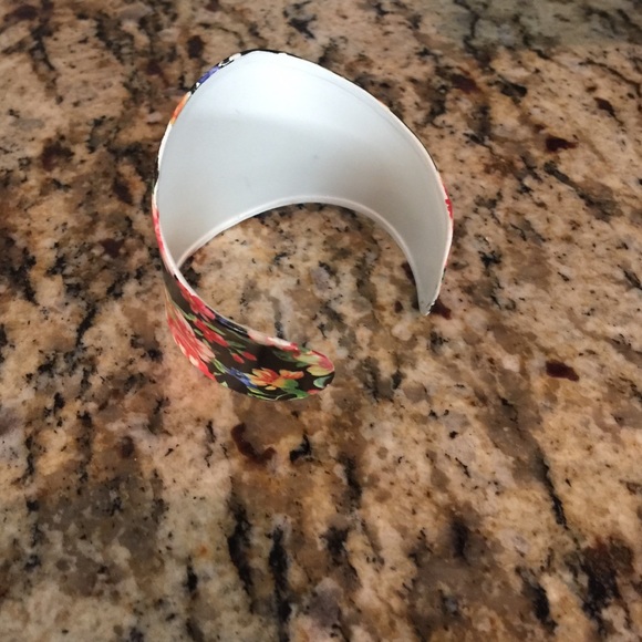 Floral Cuff - Picture 3 of 3