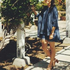 Flowy navy blue Ecote top