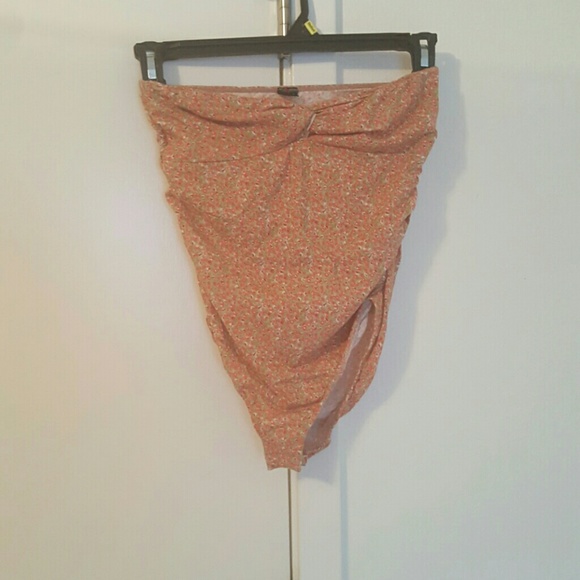 Flower Onesie - Picture 1 of 1