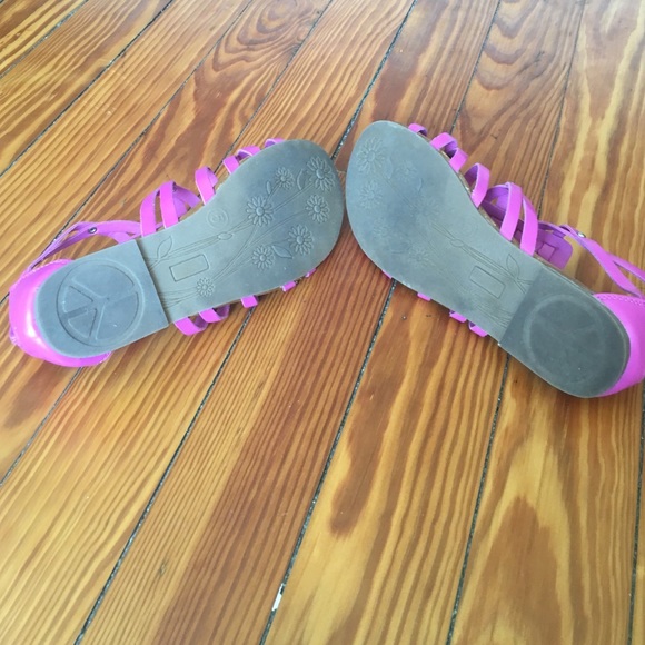 Sandals - Picture 3 of 3