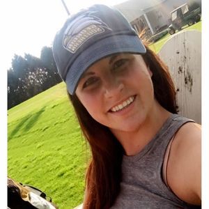 Meet your Posher, Caitlin