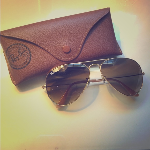 Gold Ray Ban Aviators (Original Size)