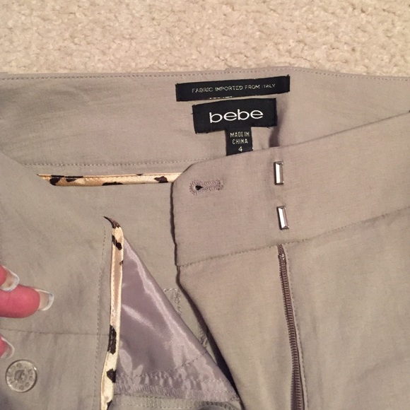 Bebe Italian fabric linen pants. Never worn - Picture 2 of 3