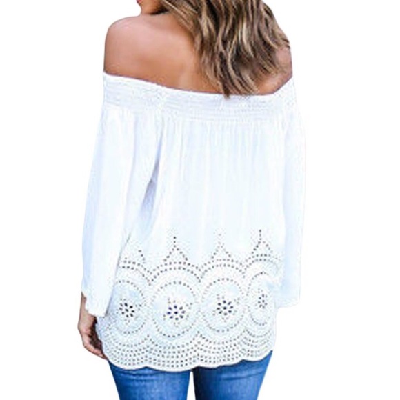 Off the shoulder blouse in white size S M L - Picture 2 of 3