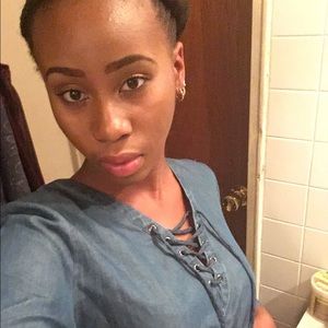 Meet your Posher, Briana