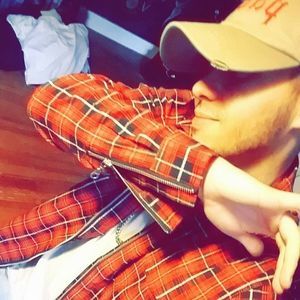 Meet your Posher, Corey