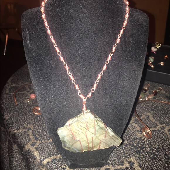 Labradorite necklace. Copper. Handmade.