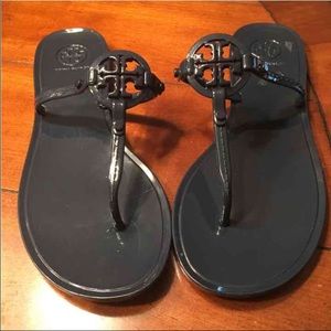 Tory burch mini Miller size 7