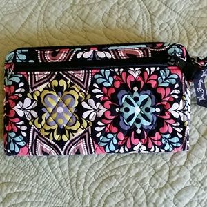 Vera bradley zip wallet.  Like new condition