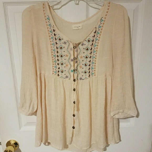 Cute off white blouse