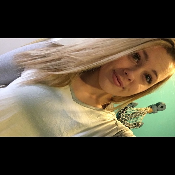 Meet your Posher, Anastasia - Picture 1 of 1