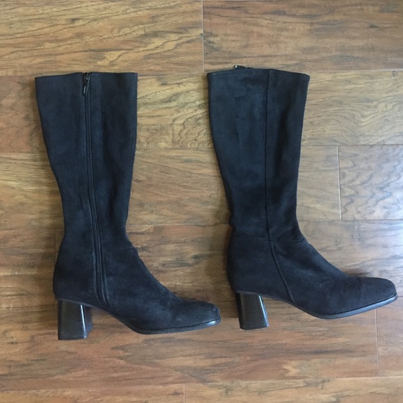 Black stretchy boots!
