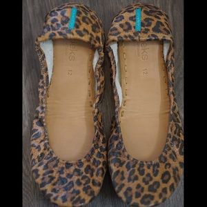 leopard tieks