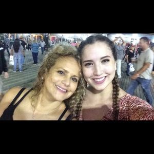 Meet your Posher, Megan