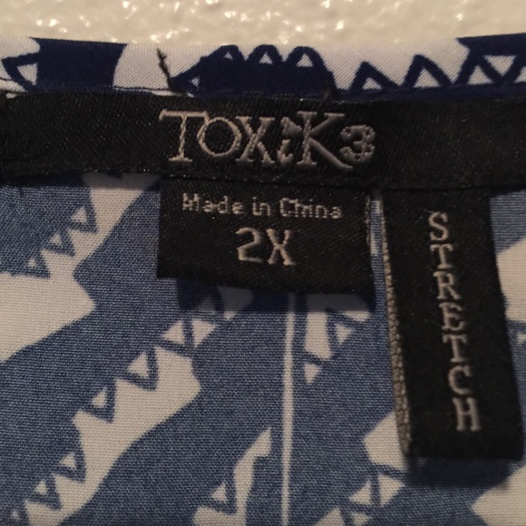 Classy blue and white jumper!! - Picture 3 of 4