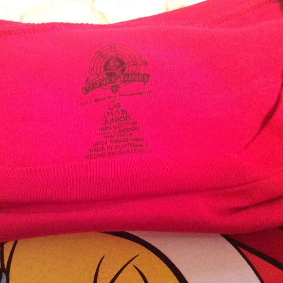 Looney Tunes Shirt - Picture 2 of 3