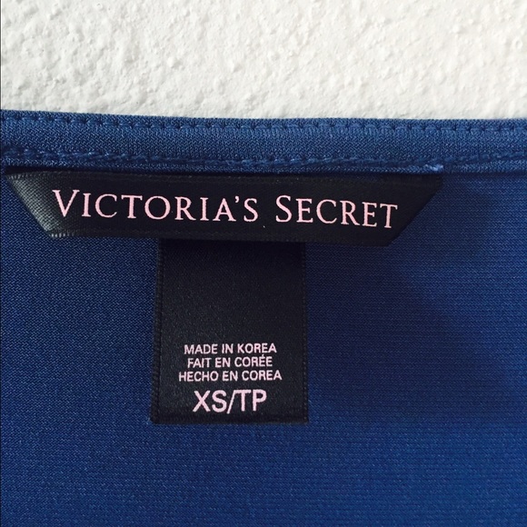 ❌Sold❌Victoria's Secret Seamless Top - Picture 3 of 4