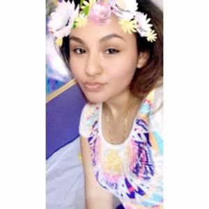 Meet your Posher, Victoria