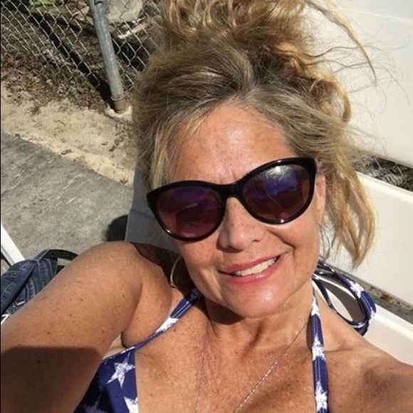 Meet your Posher, Rhonda - Picture 2 of 8