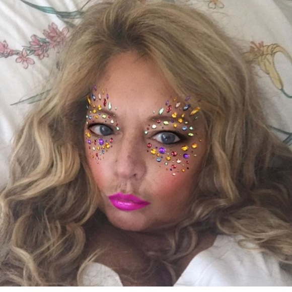 Meet your Posher, Rhonda - Picture 3 of 8