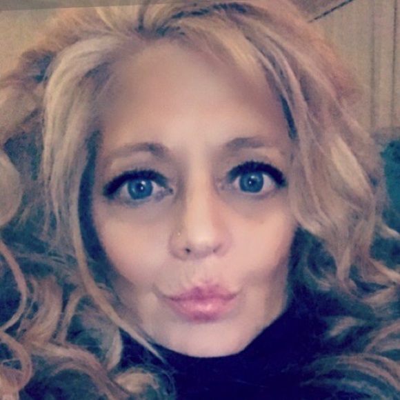 Meet your Posher, Rhonda - Picture 4 of 8