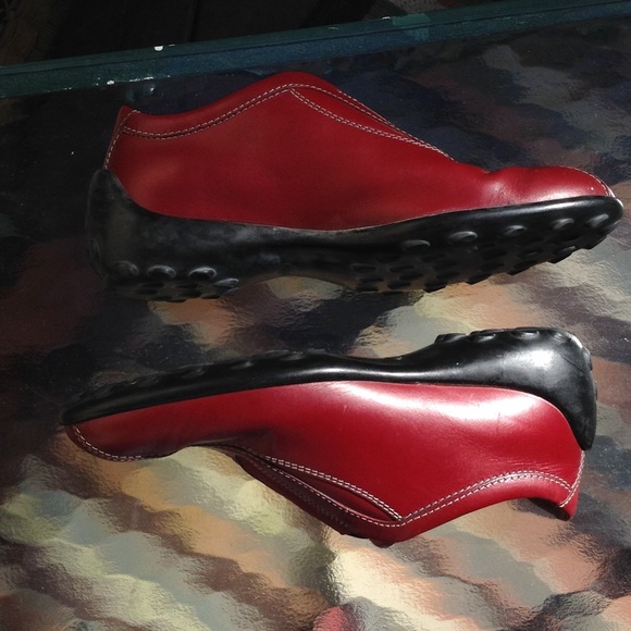 Tod's Genuine Leather Rubber Soled Shoes - Picture 2 of 4