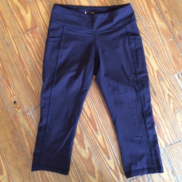 Lucy Side-pocket capris