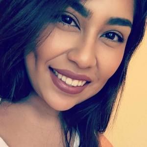 Meet your Posher, Selena