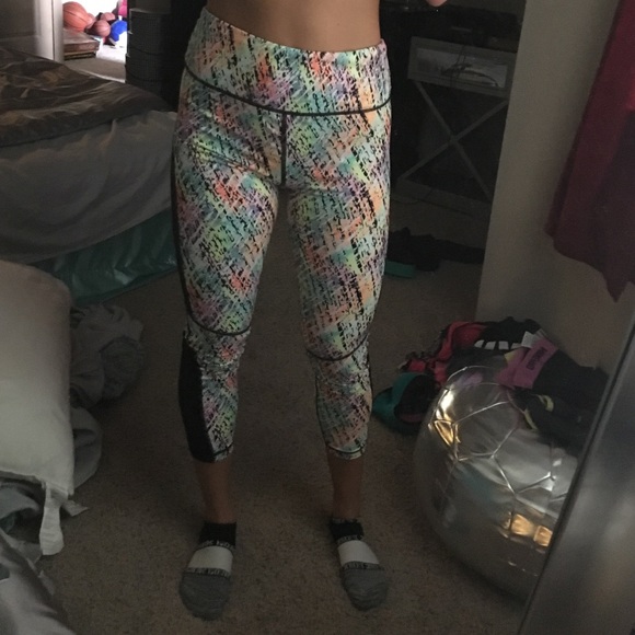 Victoria secret workout pants - Picture 1 of 3