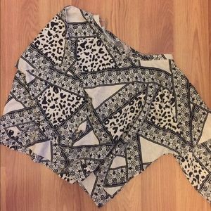 Forever 21 Sweatshirt