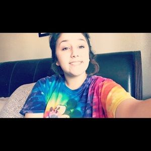 Meet your Posher, Maya