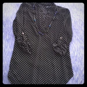 Black polka dot 3/4 sleeve blouse