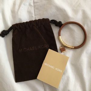 Michael Kors heritage padlock bracelet