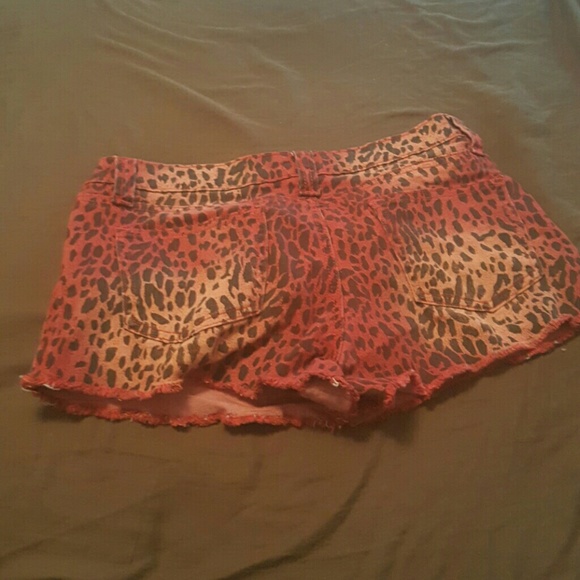 Cheetah paannnts - Picture 2 of 2