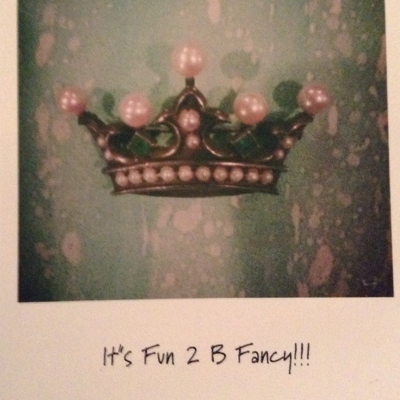 Meet your Posher, Faith - Picture 2 of 4