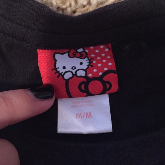 Hello Kitty Tee - Picture 4 of 4