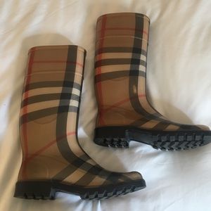Burberry Nova Check Rainboots