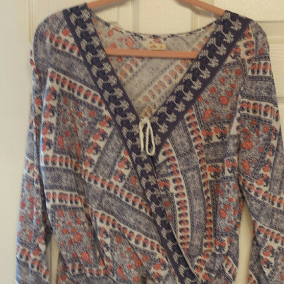 Brand New Crossover top