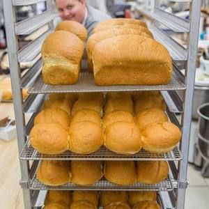 Meet your Posher, Pam